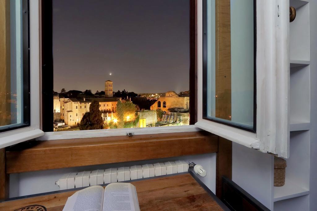 Apartment Fori Imperiali Rome