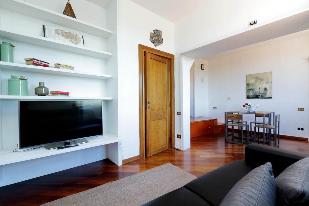Apartment Fori Imperiali Rome