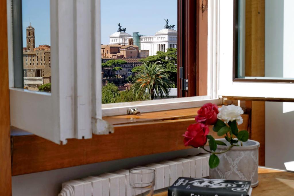 Apartment Fori Imperiali Rome